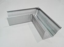 ANGLE EXTÉRIEUR MOULURÉ 333MM QUARTZ-ZINC SANS BAVETTE